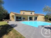 Superbe maison située sur la commune de Peyrole à 5 min...