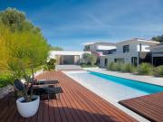 SUPERBE PROPRIETE CONTEMPORAINE ENTRE AIX ET MARSEILLE