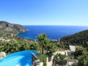 Superbe propriété dominant la Baie d'Eze