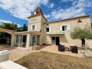 Superbe propriété en pierre avec dépendances, garage,...