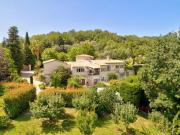 Superbe propriété située au calme absolu