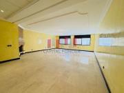 Superbe surface a renover proche parc Superbe surface a renover proche parc