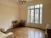 Superbe T3 meublé et rénové Face à la Cathédrale