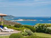 SUPERBE VILLA AVEC PISCINE A DEBORDEMENT POUR VOS VACANCES