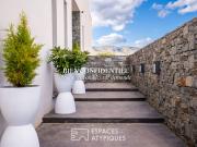 Superbe villa contemporaine avec vue imprenable sur les...
