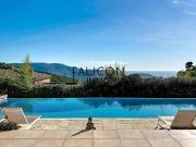 Superbe Villa d'Architecte dans domaine privé sur...