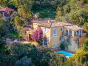 Superbe villa provençale avec vue mer et piscine en...