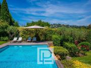 Villa provençale de charme – volumes généreux & domaine...