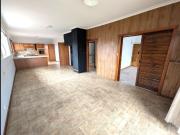 Superbly located 3 bedroom gem in Hamlyn Heights with a...