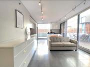 SUPERIOR MODERN LIVING WITH SPACE & CONVENIENCE IN GREENWICH