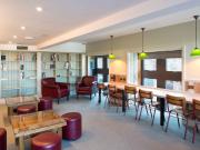 Superior Plus Single Ensuite B Has an Apartment