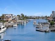 Supersized Bridge Free Villa 372m2 of Waterfront living...