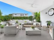 Supersized Ground Floor Apartment Coastal Location Two...