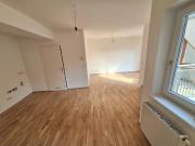 Supersüß mit kleiner Terrasse unbefristet und in Ruhelage