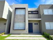 SUR EN CANTELLI RESIDENCIAL MODELO ESCARLATA TRES RECAMARAS