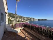 Sur la commune de Roquebrune Cap Martin, villa avec...