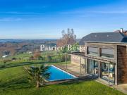 Sur les hauteurs de Brive la Gaillarde, sans vis à vis,...