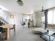 SURESNES limite PUTEAUX Maison de ville esprit Loft Terrasse