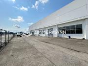 Surface industrielle à Meyrin