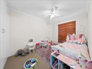 Surfside Beauty – Your Coastal Retreat Awaits!