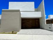 SURPONIENTE EN XARAMA HERMOSA Y FUNCIONAL SURPONIENTE EN XARAMA HERMOSA Y FUNCIONAL