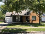 Sw Lindenwood Ave, Topeka, Home For Sale