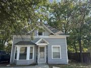 Sw Macvicar Ave, Topeka, Home For Sale