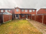 Swallow Close, Luton LU4, 4 bedroom semi detached house...