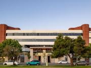 SWAN RIVER VIEWS AND AMPLE PARKING