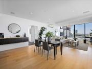 Sweeping Sub penthouse with Stunning Views