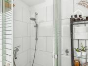 Sweet and artsy apartment close to the Rhein with...