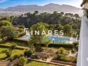 SWEET CAD Appartement T4 de 90 m2 avec terrasse de 19 m2...