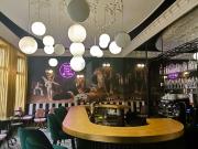 SZENELOKAL MODERN GLAMOUR CAFÉ RESTAURANT