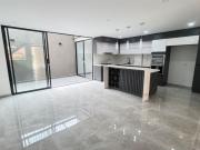 T0560. ALQUILER Casa moderna para estrenar excelente...