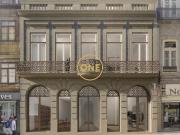 T0 Duplex com terraço e varanda no coração da Baixa...