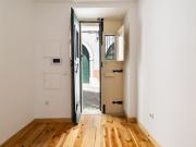 T0 Renovado, Madragoa, Lisboa