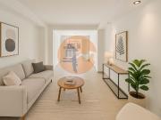 T1+3 Duplex com Garagem e Acesso Direto à Praia Manta...