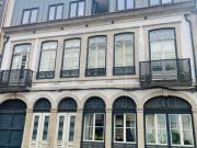 Arrendamento T1 varanda, Metro Heroísmo, prédio de...