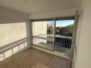 T1 balcon parking 1ER MAI / CASTEL