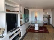 T1 Bem MOBILADO e com vista de mar. Excelentes áreas