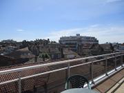 T1 bis meublé à louer avec une grande terrasse au 45 rue...