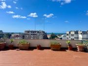 T1+1 com Excelente terraço / Vista Mar
