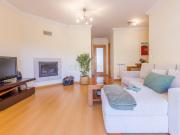 T1 com varandas amplas, garagem e elevador | Urbanização...