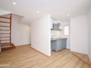 T1 Duplex totalmente renovado junto ao Castelo!