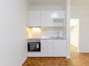 T1 junto ao jardim dos Sete Castelos, em Oeiras