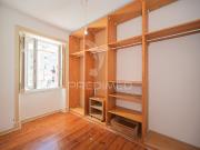 Lisboa T1 junto jardim Paiva Couceiro