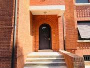 T1 meublé neuf quartier roseraie à une miniute du métro...