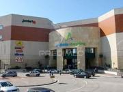 T1 Mobilado Arrbida Shopping
