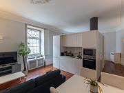 T1 mobilado na rua da Alegria com estacionamento