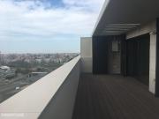 T1 no ultimo piso, varanda a poente, junto Hospital...